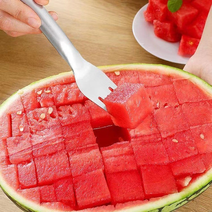 2 In 1 Watermelon Fork Slicer Multi-purpose Stainless Steel Watermelon Slicer Cutter Kitchen Fruit Cutting Fork Fruit Divider Kitchen Gadgets